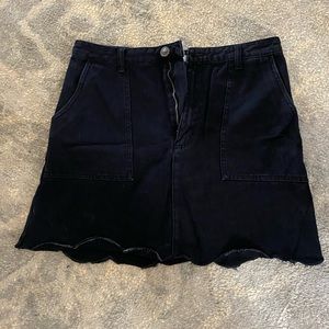 High wasted black scallop bottom skirt